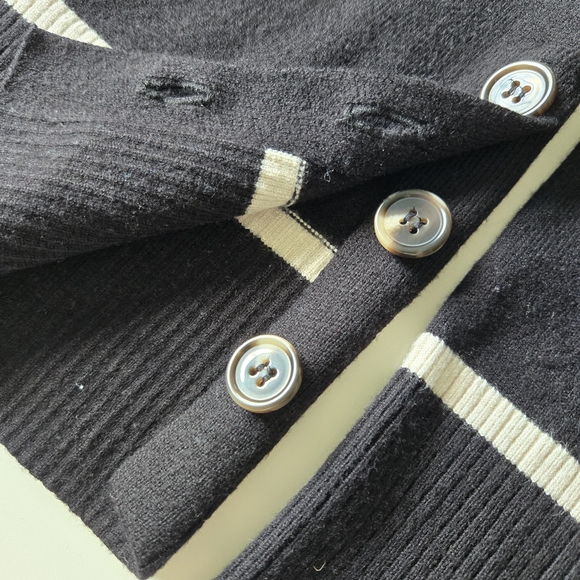 Marled Black Sweater with White Trim and Button Details - Picture 5 of 6